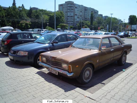 Frumuseti surprinse in trafic - Probabil unii o stiu, la Afi Cotroceni - Classic corner