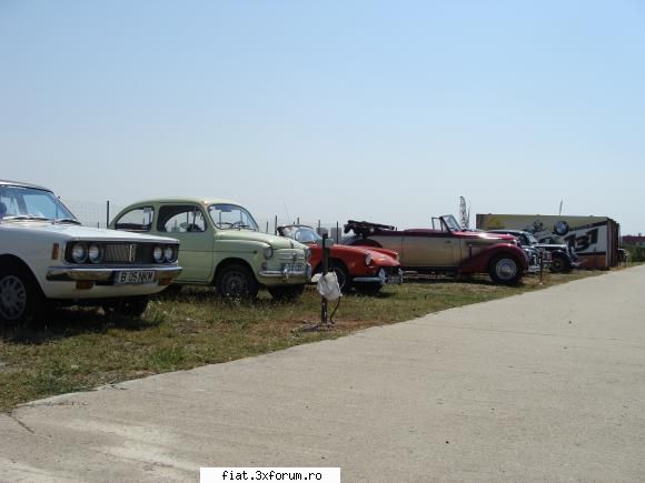 Frumuseti surprinse in trafic - Si erau mai multe - Classic corner