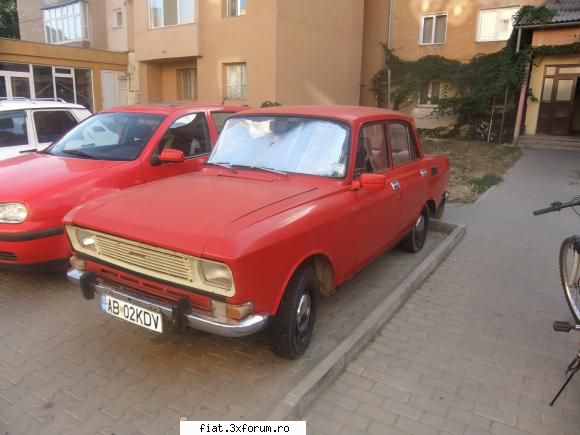 Frumuseti surprinse in trafic - Moskvitch 1500 fata - Classic corner