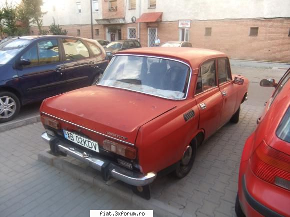 Frumuseti surprinse in trafic - sebid - Classic corner