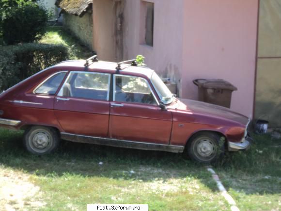 Frumuseti surprinse in trafic - Regina soselelor R16 - Classic corner