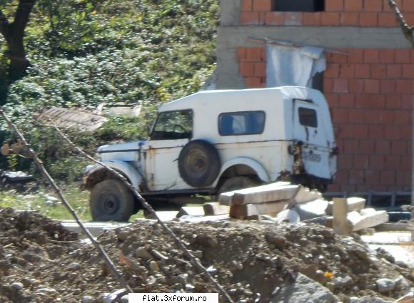 Frumuseti surprinse in trafic - un m sau gaz nu stiu ce e ;) - Classic corner