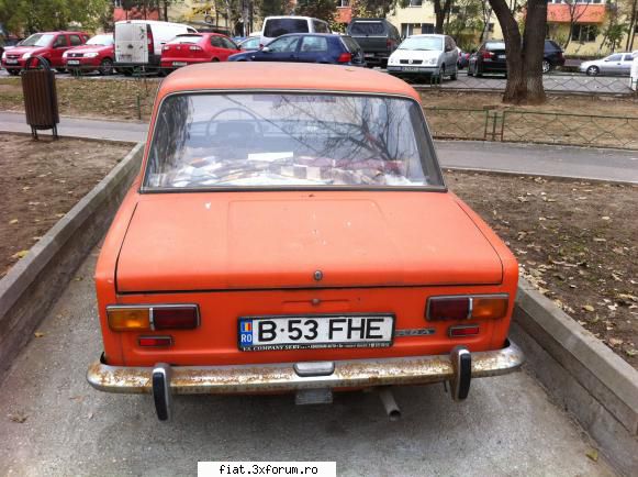 Frumuseti surprinse in trafic - Cristi7 - Classic corner