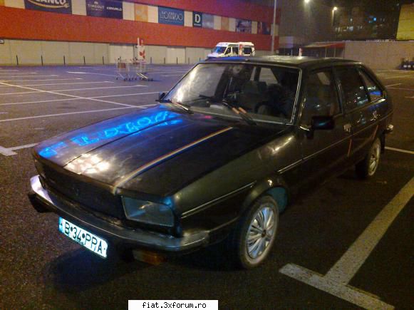 Frumuseti surprinse in trafic - Renault 20. Proprietarul mi-a spus ca a apartinut - Classic corner