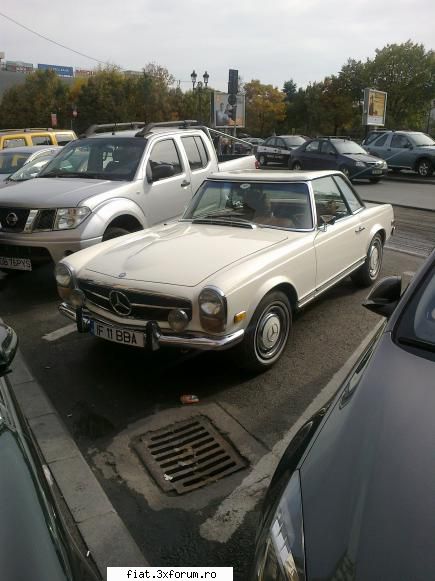 Frumuseti surprinse in trafic - nnn1310 - Classic corner