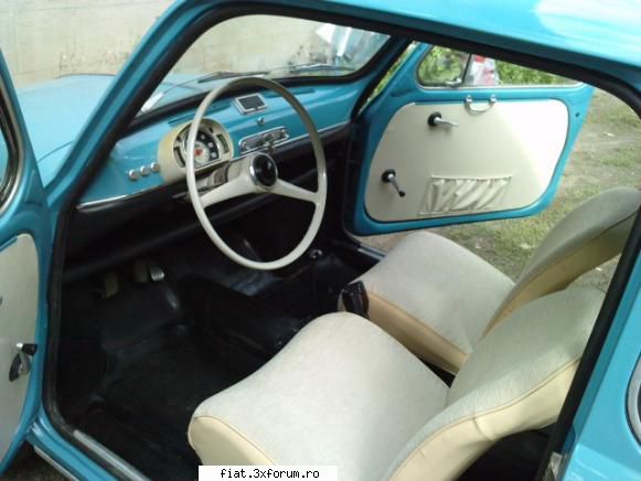 Frumuseti surprinse in trafic - Cristi7 - Classic corner