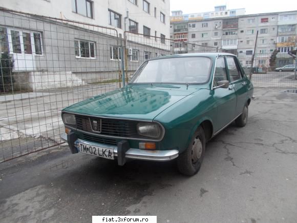 Frumuseti surprinse in trafic - una de-a noastra cu stema mare ;) - Classic corner