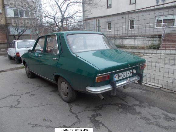Frumuseti surprinse in trafic - vedere din spate :) - Classic corner
