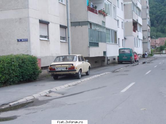 Frumuseti surprinse in trafic - yokomy - Classic corner