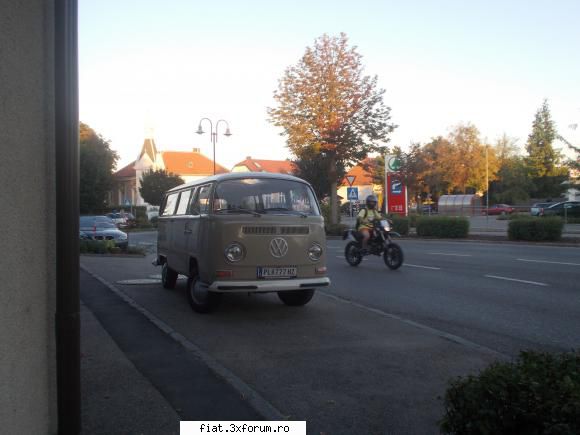 Frumuseti surprinse in trafic - Si un bus tot din Austria - Classic corner