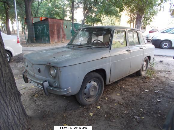 Frumuseti surprinse in trafic - Am gasit si o sutica ascunsa :) - Classic corner