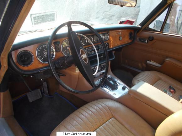 Frumuseti surprinse in trafic - yokomy - Classic corner