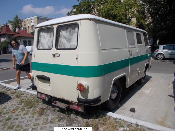 Frumuseti surprinse in trafic - yokomy - Classic corner