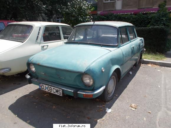 Frumuseti surprinse in trafic - yokomy - Classic corner