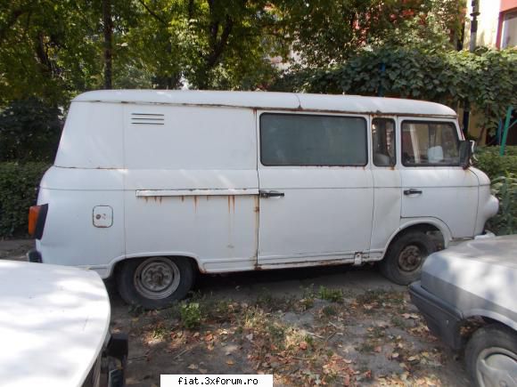 Frumuseti surprinse in trafic - yokomy - Classic corner