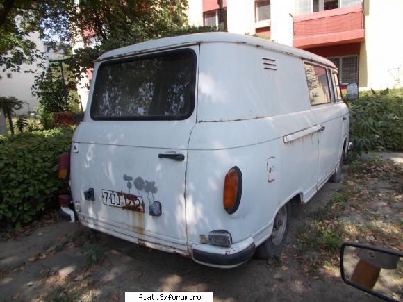 Frumuseti surprinse in trafic - yokomy - Classic corner