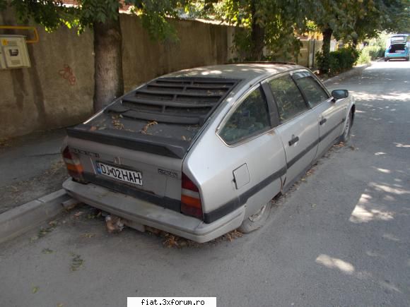 Frumuseti surprinse in trafic - yokomy - Classic corner