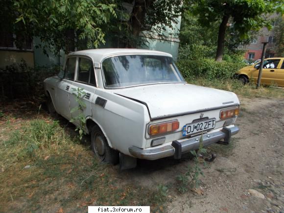 Frumuseti surprinse in trafic - yokomy - Classic corner
