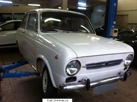 Frumuseti surprinse in trafic - Cristi7 - Classic corner