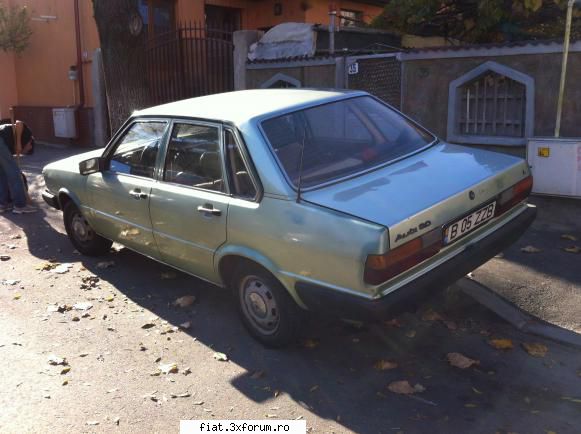 Frumuseti surprinse in trafic - Cristi7 - Classic corner