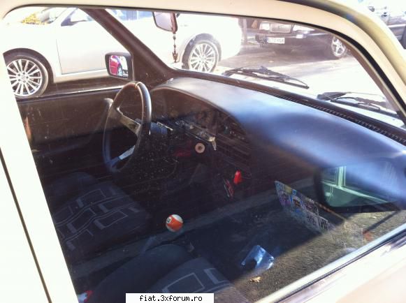 Frumuseti surprinse in trafic - Cristi7 - Classic corner