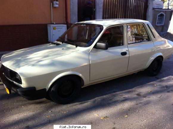Frumuseti surprinse in trafic - Cristi7 - Classic corner