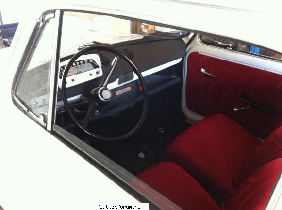 Frumuseti surprinse in trafic - Cristi7 - Classic corner