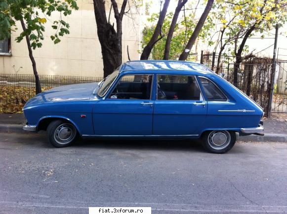 Frumuseti surprinse in trafic - Cristi7 - Classic corner