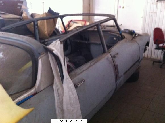 Frumuseti surprinse in trafic - Cristi7 - Classic corner