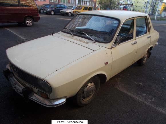 Frumuseti surprinse in trafic - Dacia 1300 veche - Classic corner