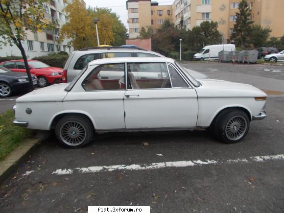 Frumuseti surprinse in trafic - yokomy - Classic corner