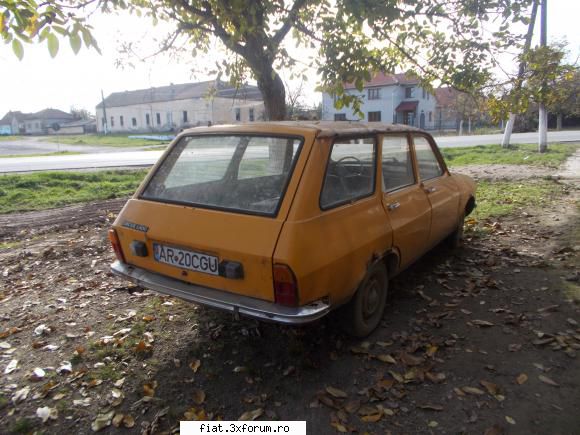 Frumuseti surprinse in trafic - Dacia 1300 break - Classic corner