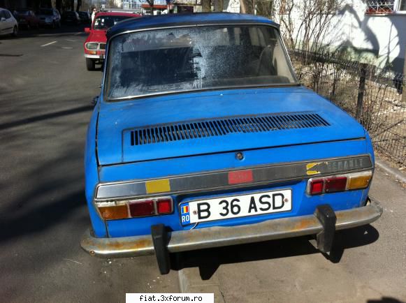 Frumuseti surprinse in trafic - Cristi7 - Classic corner