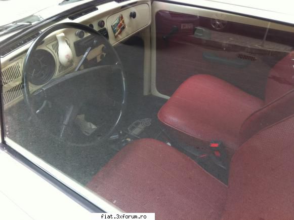 Frumuseti surprinse in trafic - Cristi7 - Classic corner