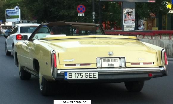 Frumuseti surprinse in trafic - Cristi7 - Classic corner