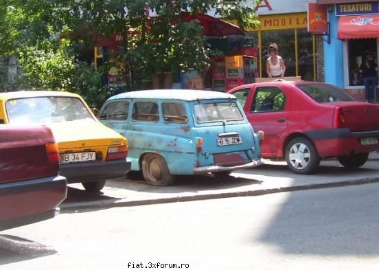 skoda octavia break, circa 1960 frumuseti surprinse in trafic