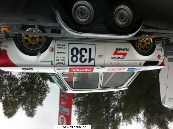 Frumuseti surprinse in trafic - Cristi7 - Classic corner