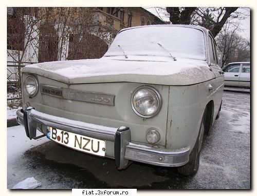 Frumuseti surprinse in trafic - pardon, 1000 MB aici un rival - Classic corner
