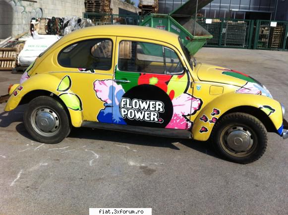 Frumuseti surprinse in trafic - Cristi7 - Classic corner