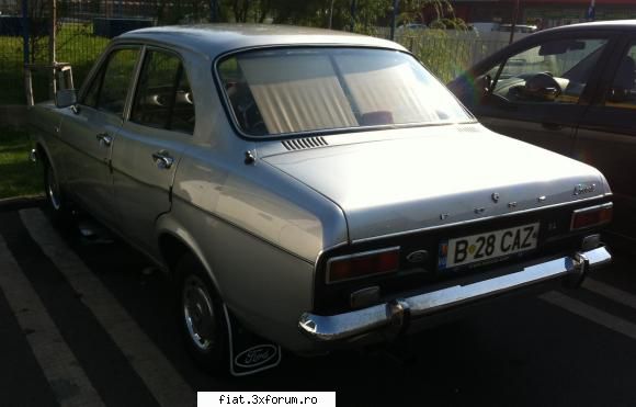 Frumuseti surprinse in trafic - Cristi7 - Classic corner