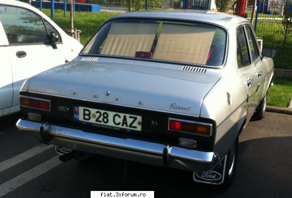 Frumuseti surprinse in trafic - Cristi7 - Classic corner