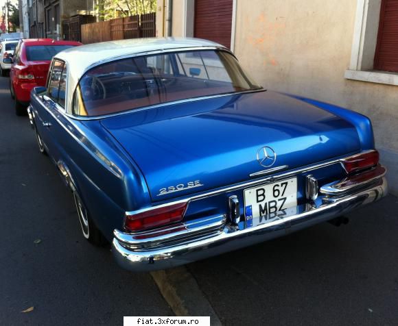 Frumuseti surprinse in trafic - Cristi7 - Classic corner