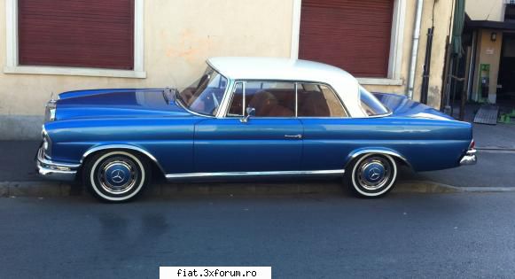 Frumuseti surprinse in trafic - Cristi7 - Classic corner