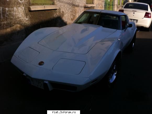 Frumuseti surprinse in trafic - Cristi7 - Classic corner