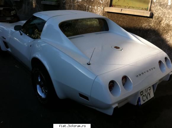 Frumuseti surprinse in trafic - Cristi7 - Classic corner