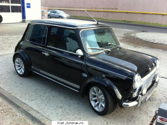 Frumuseti surprinse in trafic - Cristi7 - Classic corner