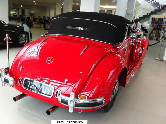 Frumuseti surprinse in trafic - Cristi7 - Classic corner