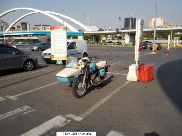 Frumuseti surprinse in trafic - mihai29 - Classic corner