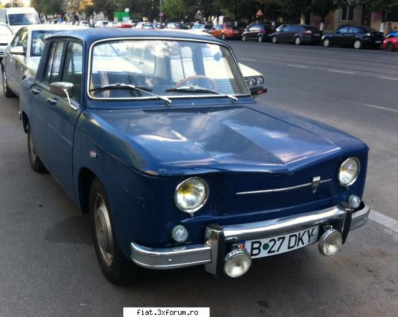 Frumuseti surprinse in trafic - Cristi7 - Classic corner