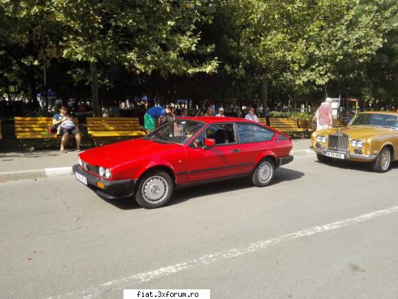 Frumuseti surprinse in trafic - mihai29 - Classic corner